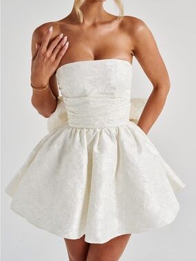 Salome Mini Dress | Strapless White Jacquard Mini Dress